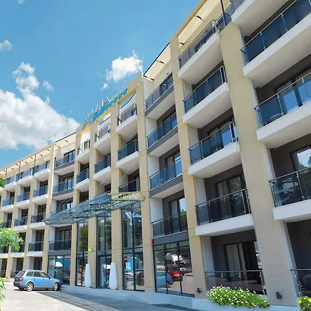 Arena Mar And غولدن ساندز