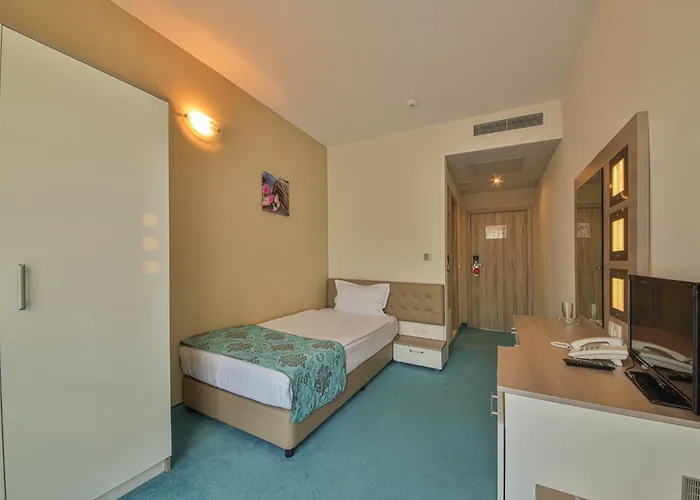 Hotel Arena Mar And Golden Sands